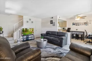 Photo #2: 6717064 Listing