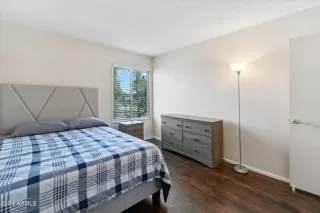 Photo #6: 6717064 Listing