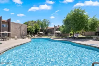 Photo #1: 6717703 Listing 