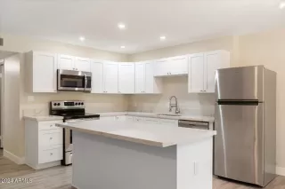 Photo #4: 6717703 Listing 