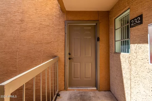 MLS: 6717852 Condo For Sale