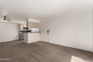 Photo #1: 6717852 Listing