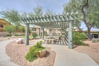 Photo #3: 6717948 Listing