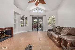 Photo #3: 6717977 Listing 