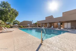 Photo #4: 6718113 Listing