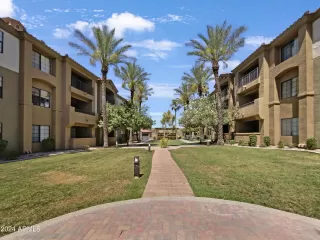 Photo #1: 6718159 Listing