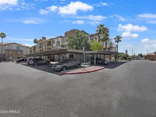 Photo #2: 6718159 Listing