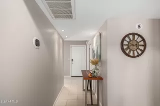 Photo #1: 6718176 Listing