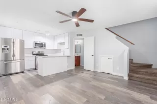 Photo #3: 6718313 Listing 