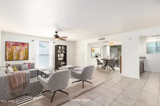 Photo #5: 6718324 Listing