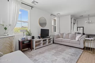 Photo #1: 6718377 Listing