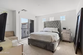 Photo #6: 6718377 Listing