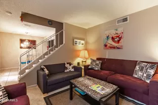 Photo #5: 6718493 Listing 