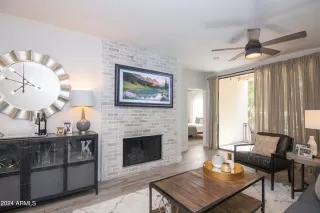 Photo #6: 6718515 Listing 