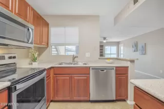 Photo #5: 6718516 Listing