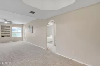 Photo #6: 6718516 Listing