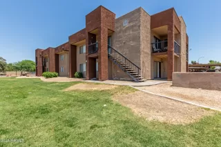 Photo #2: 6718519 Listing