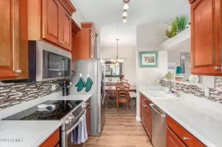 Photo #3: 6718895 Listing