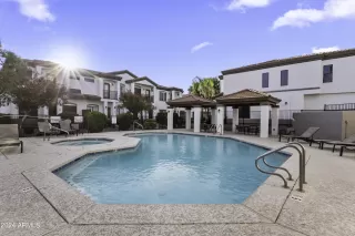Photo #4: 6719069 Listing 