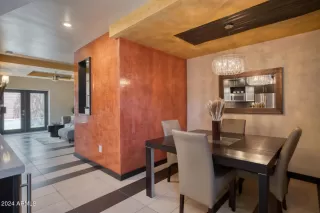 Photo #4: 6719149 Listing