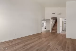 Photo #4: 6719188 Listing 