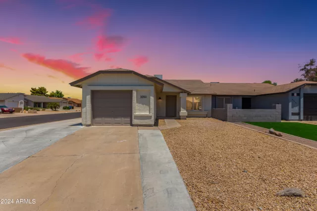 MLS: 6719336 Condo For Sale