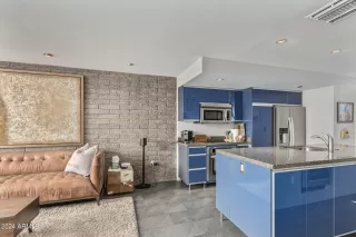 Photo #4: 6719349 Listing 