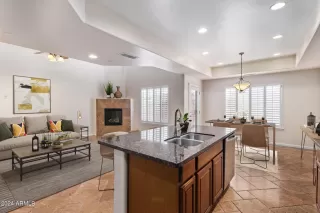 Photo #4: 6719540 Listing