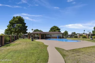 Photo #2: 6719615 Listing 