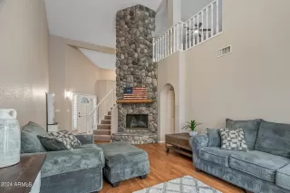 More Details about MLS # 6719743 : 19919 N DENARO DRIVE