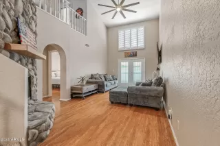 Photo #4: 6719743 Listing 