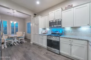 Photo #6: 6719774 Listing 