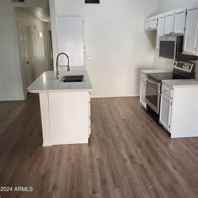 MLS: 6719820 Condo For Sale