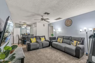 Photo #3: 6719889 Listing 