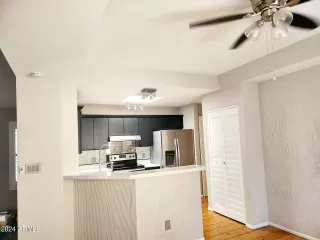 Photo #5: 6720059 Listing