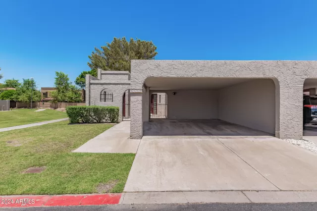 MLS: 6720286 Condo For Sale