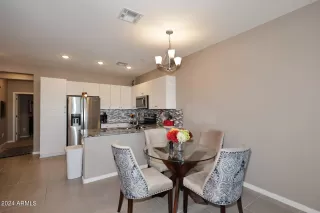 Photo #2: 6720332 Listing