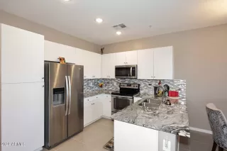 Photo #4: 6720332 Listing