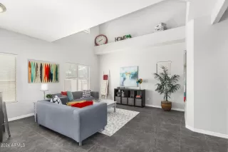 Photo #2: 6720589 Listing 