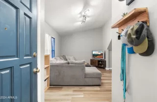 Photo #1: 6720603 Listing 