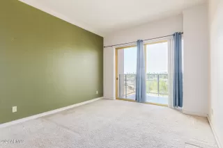 Photo #4: 6720683 Listing