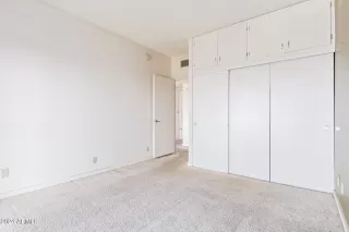 Photo #5: 6720683 Listing