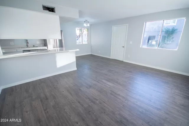 MLS: 6720773 Condo For Sale