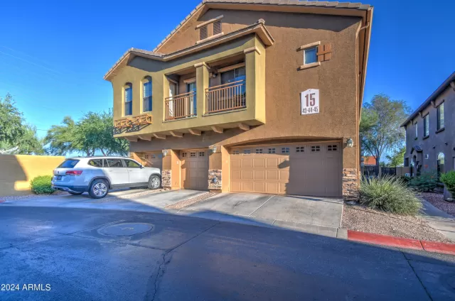 MLS: 6720796 Condo For Sale