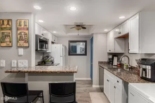 Photo #2: 6721097 Listing