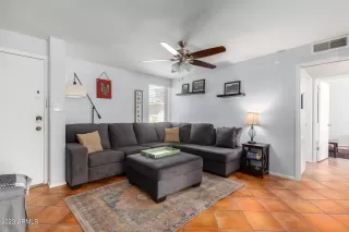 Photo #2: 6721224 Listing 