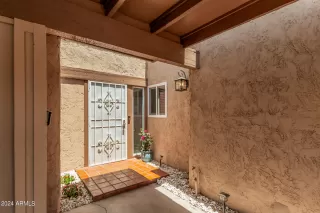 Photo #3: 6721314 Listing