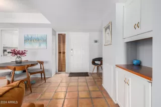 Photo #6: 6721314 Listing