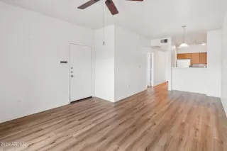 Photo #2: 6721347 Listing 