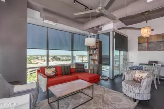 Photo #2: 6721390 Listing 